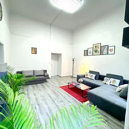 Stunning & Spacious 2bdr Apt In Center * Praag