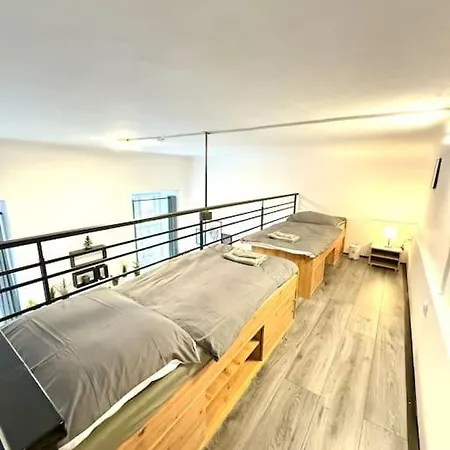 Stunning & Spacious 2bdr Apt In Center * Praag