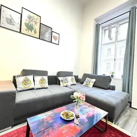 Appartement Stunning & Spacious 2bdr Apt In Center